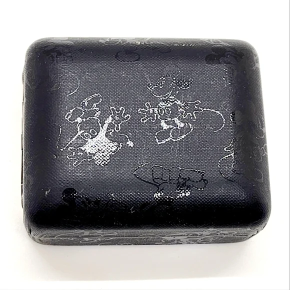 Walt Disney World Set of Micky Mouse Stud Earrings NWT - Picture 3 of 5